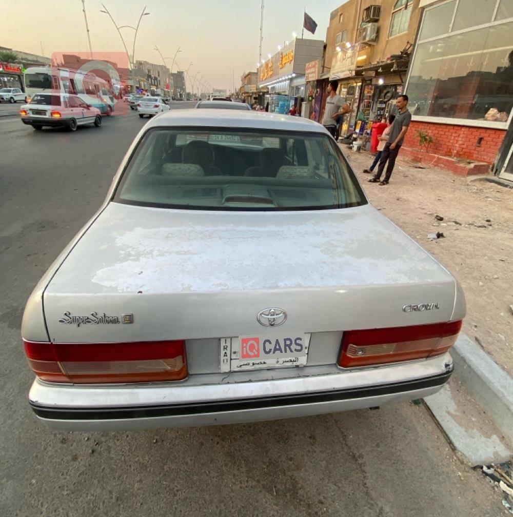 تويوتا كراون